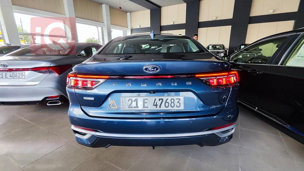 Ford Taurus